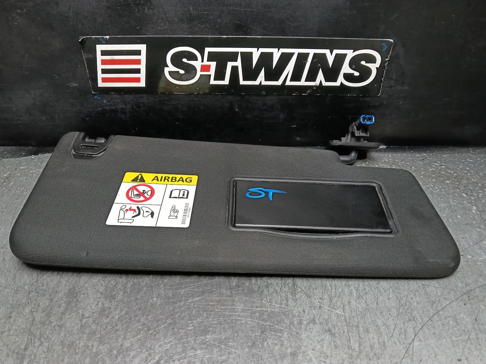 2021 Ram 1500 Sunvisor View Auto part Sunvisor Ram 1500 2021