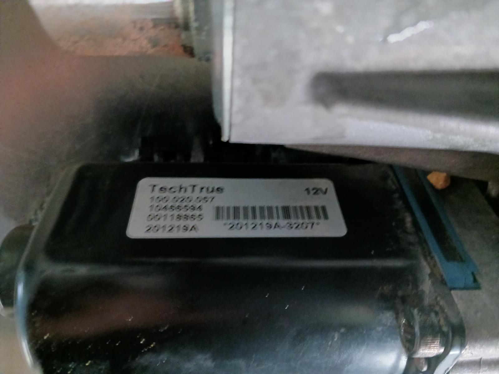 View Auto part Transfer Case Jeep Compass 2021