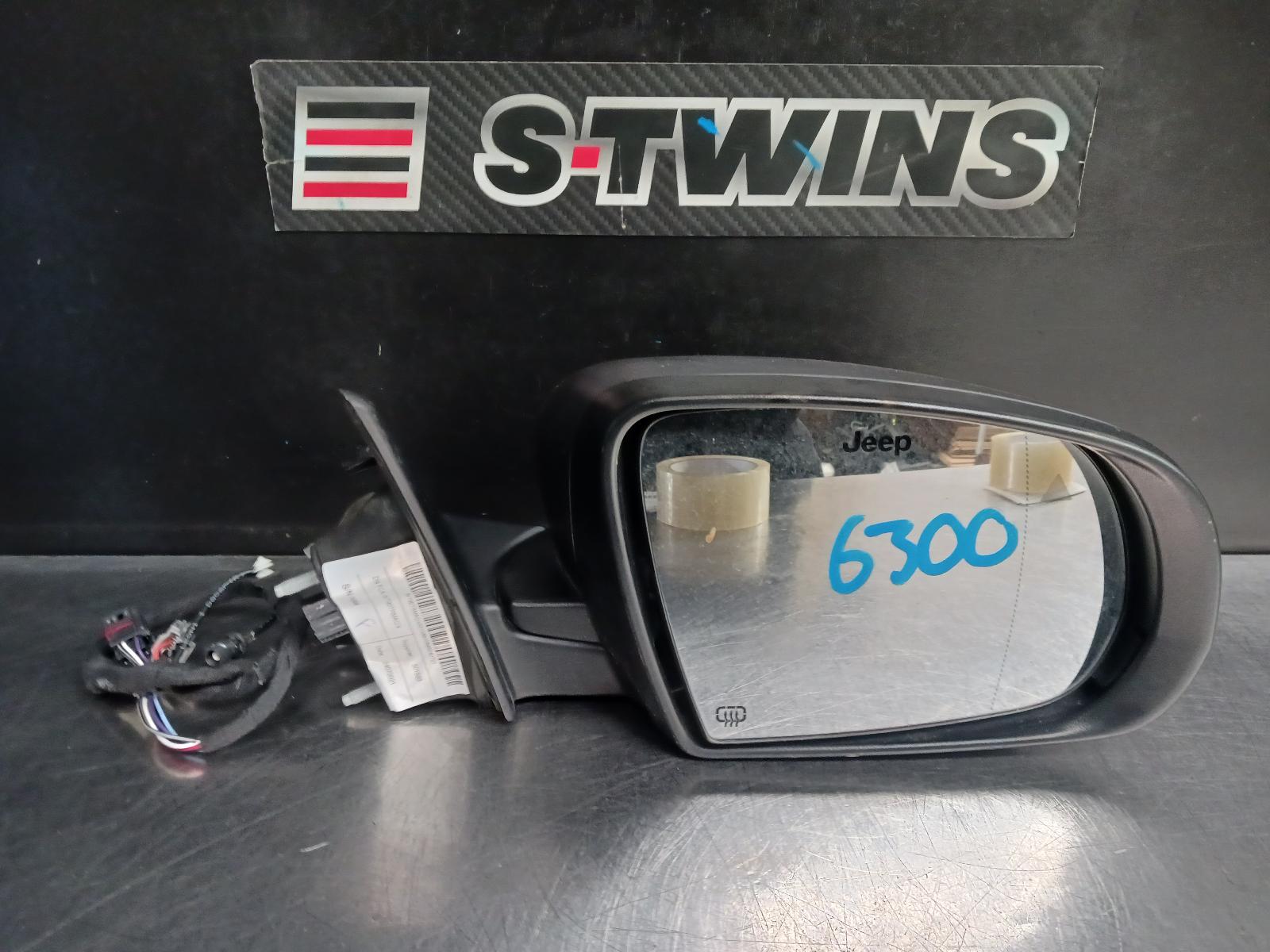 View Auto part Right Door Mirror Jeep Compass 2021