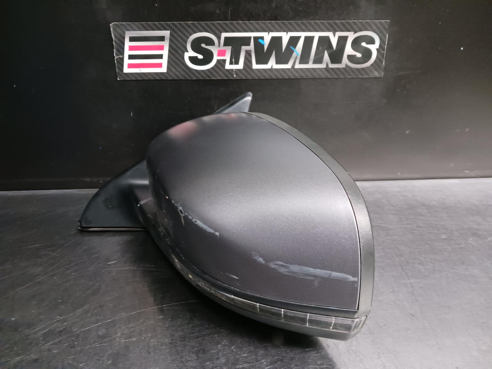 View Auto part Left Door Mirror Jeep Compass 2021