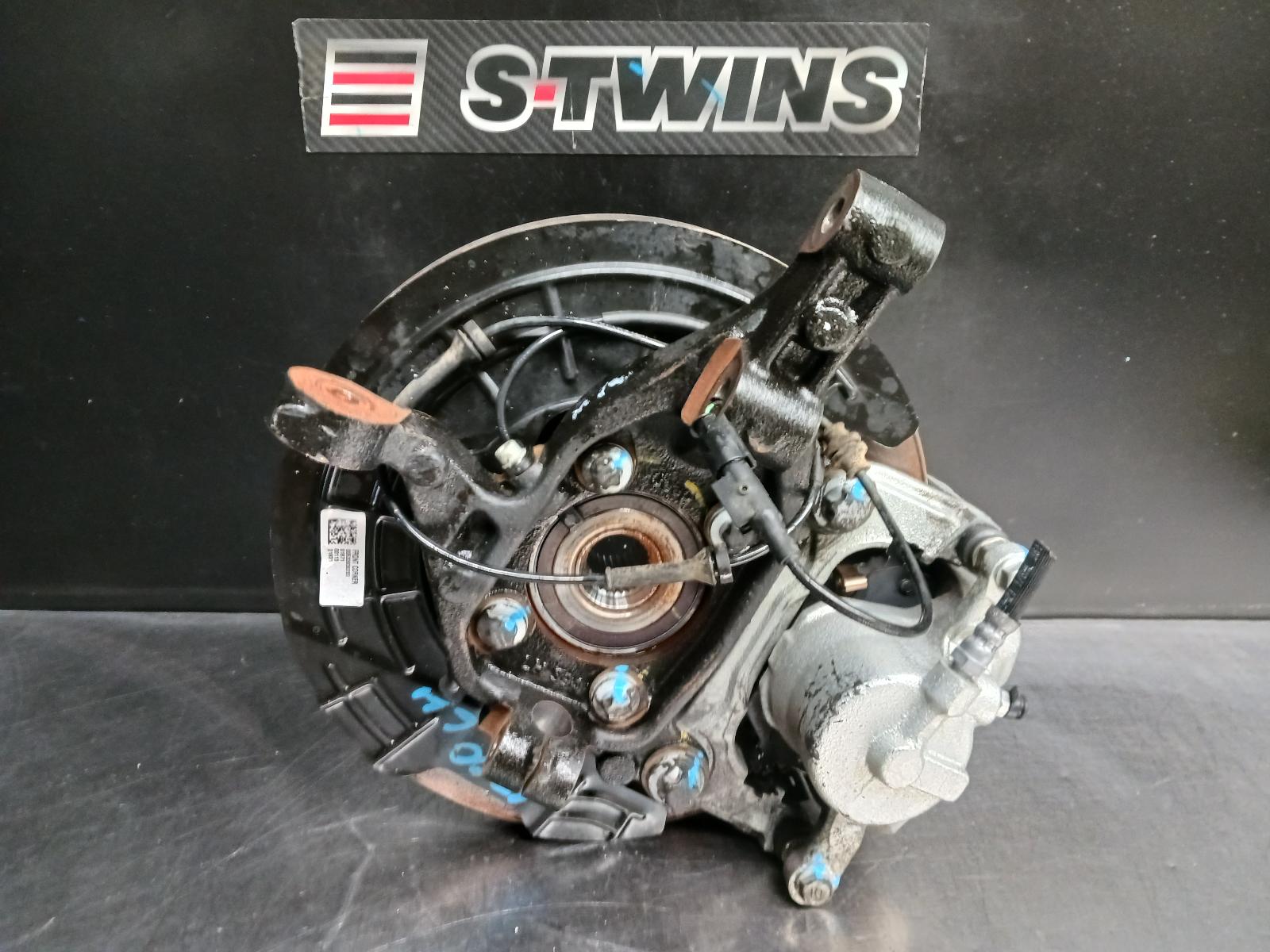 View Auto part Left Front Hub Assembly Jeep Compass 2021
