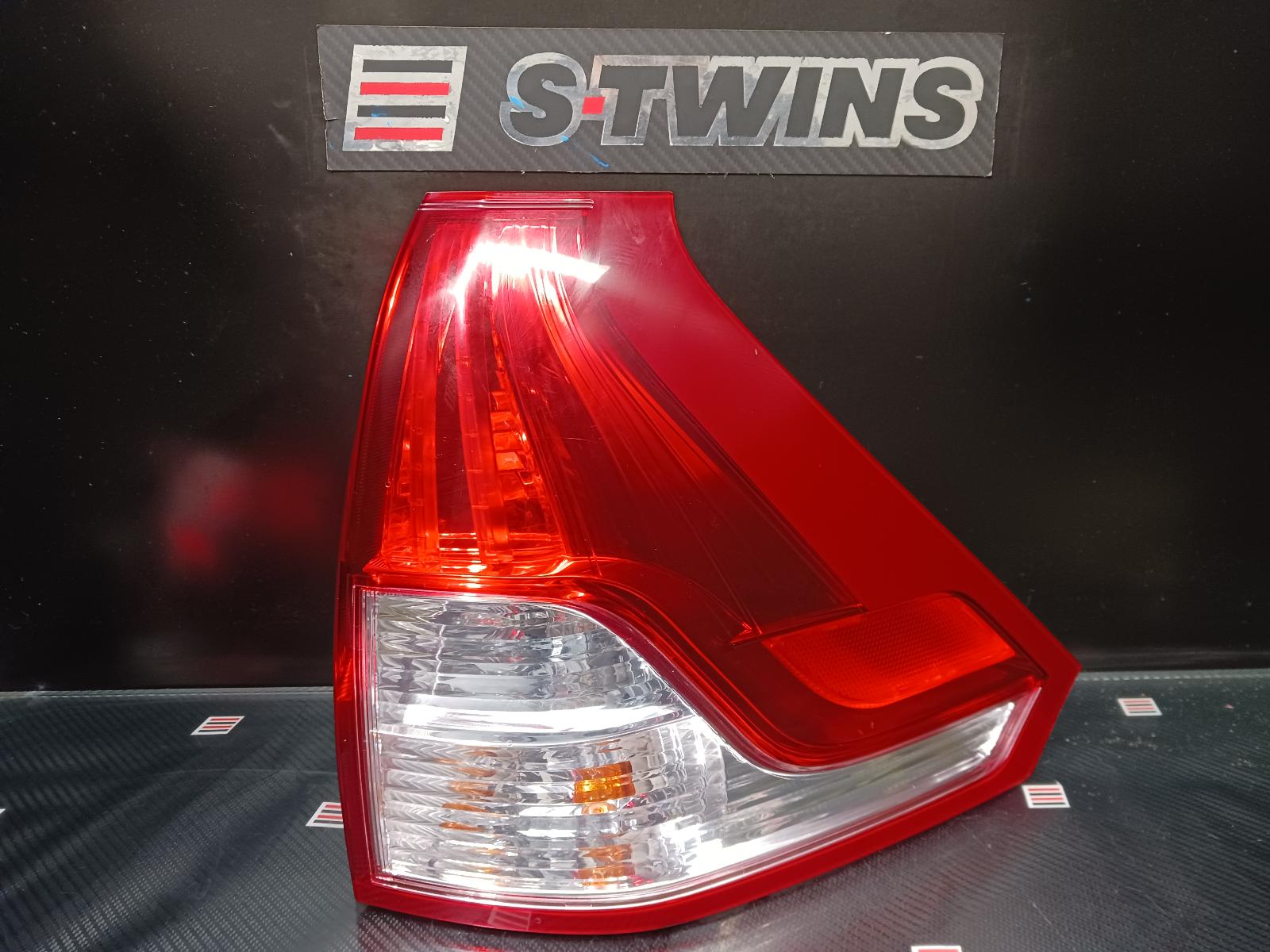 View Auto part Right Taillight Honda Crv 2014