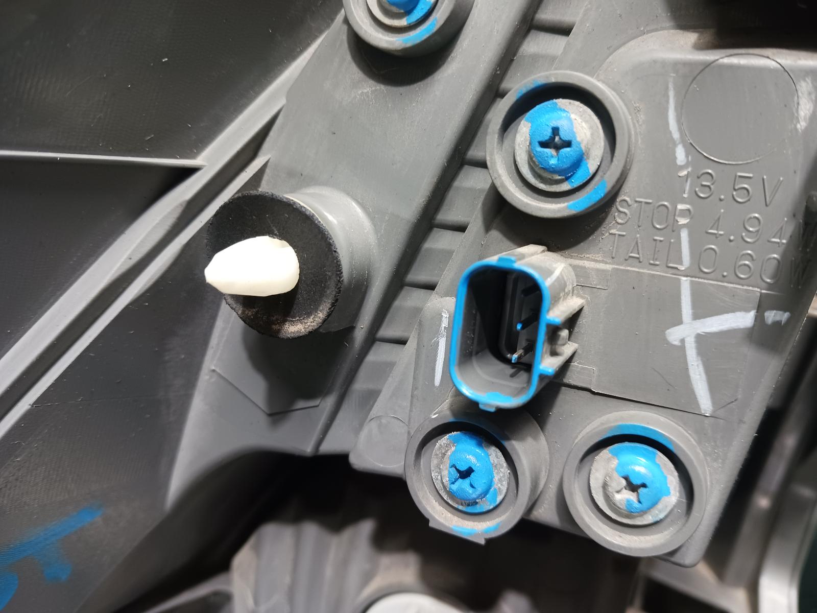 View Auto part Right Taillight Honda Crv 2014