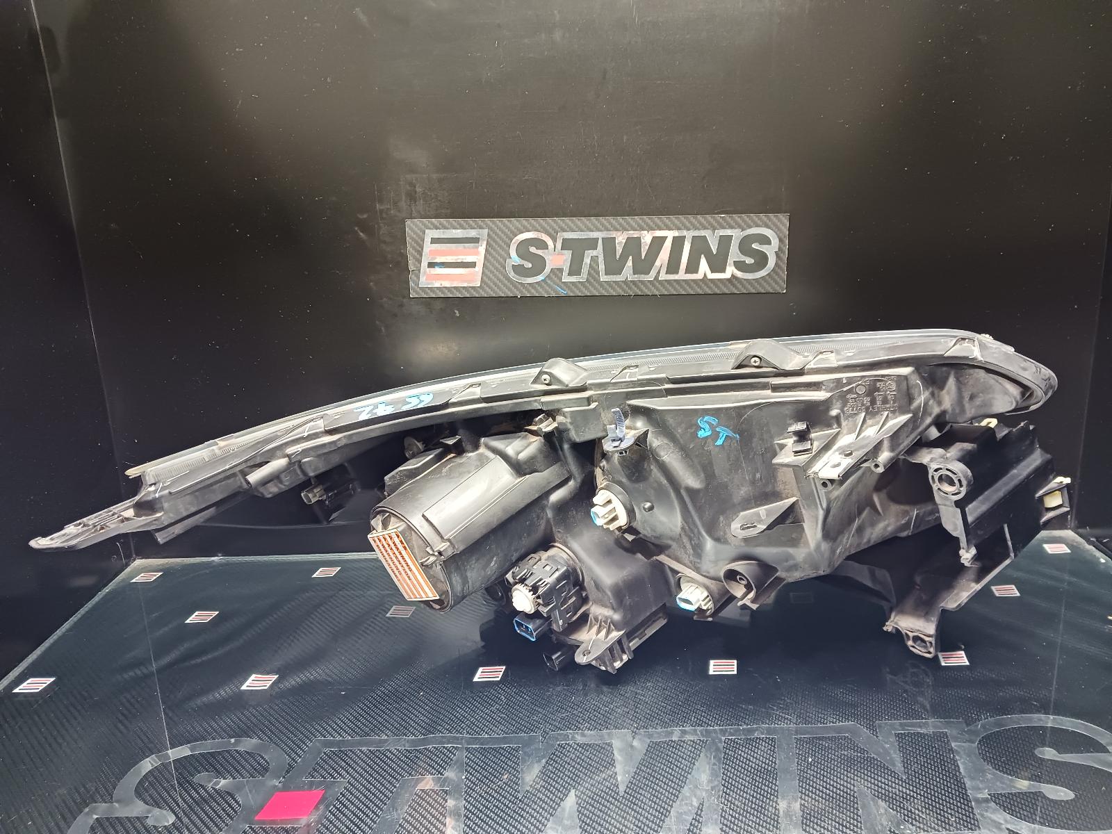 View Auto part Left Headlamp Honda Crv 2014