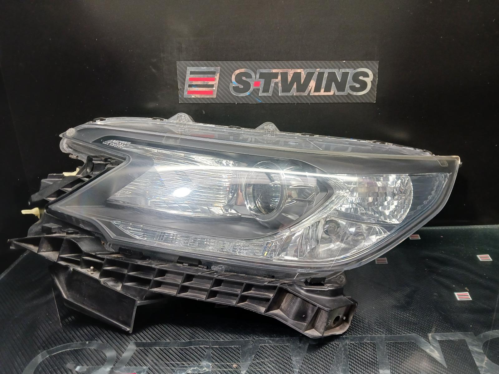 View Auto part Left Headlamp Honda Crv 2014