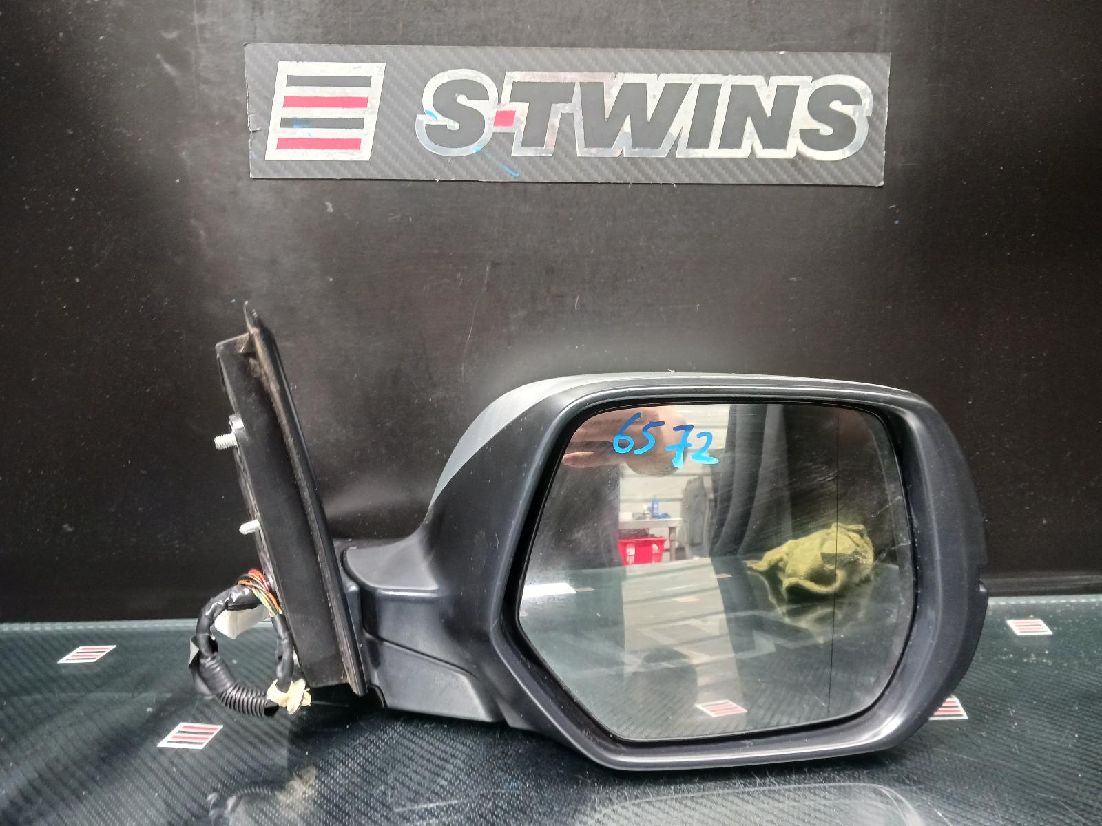 View Auto part Right Door Mirror Honda Crv 2014