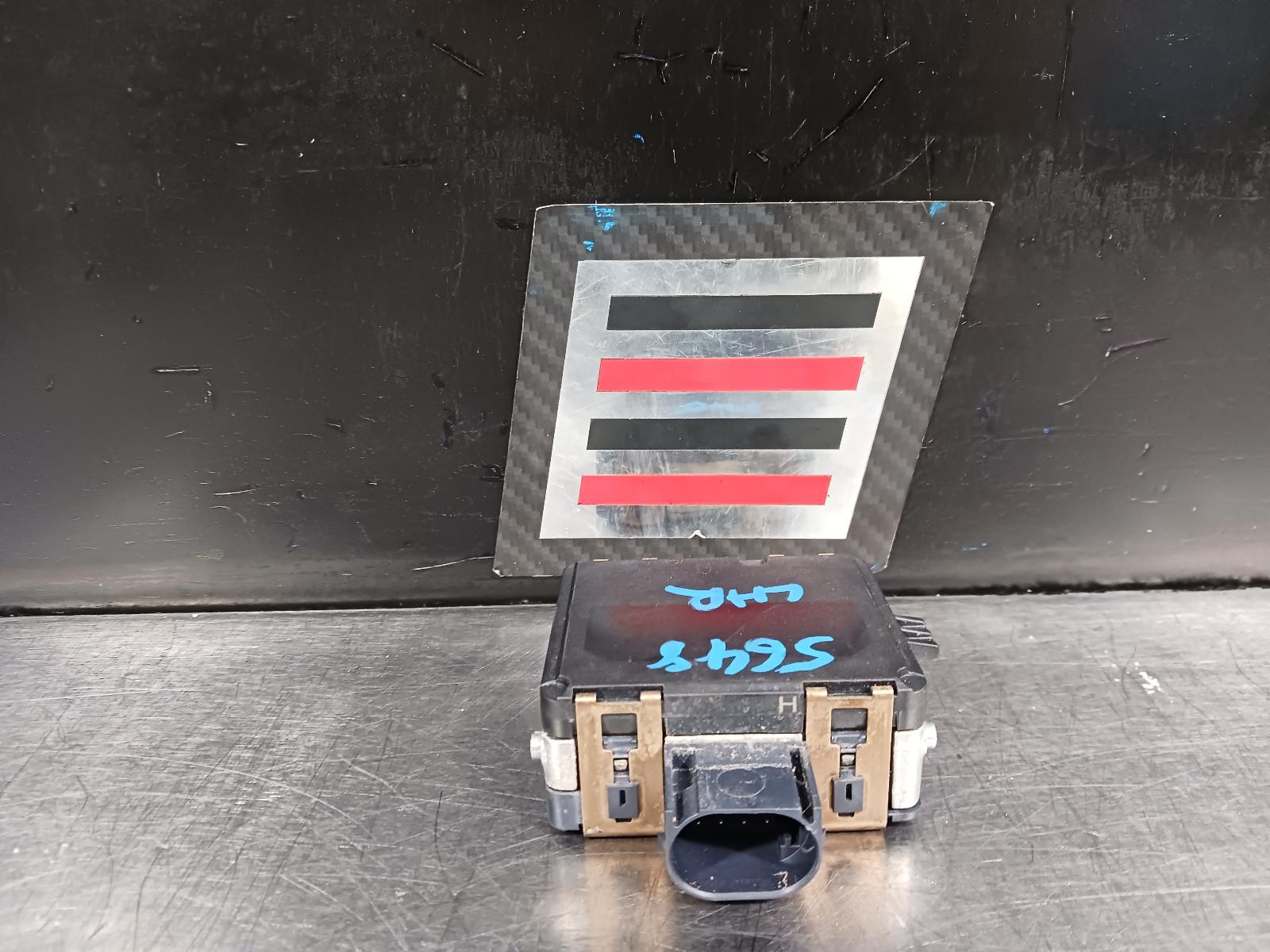 2018 Volkswagen Tiguan Misc Switch/Relay View Auto part Misc Switch/Relay Volkswagen Tiguan 2018