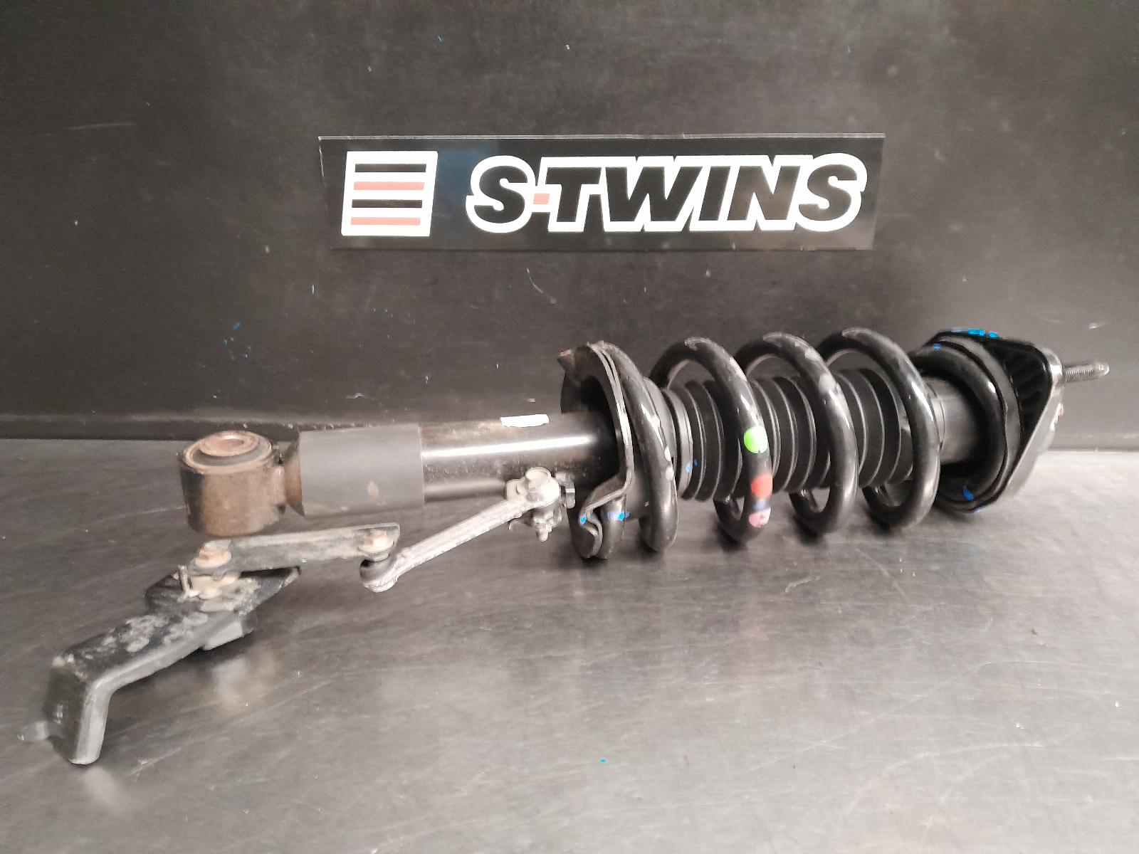 View Auto part Right Rear Strut Honda Crv 2014