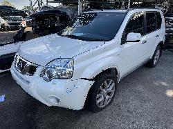 View Auto part Headrest Nissan Xtrail 2012