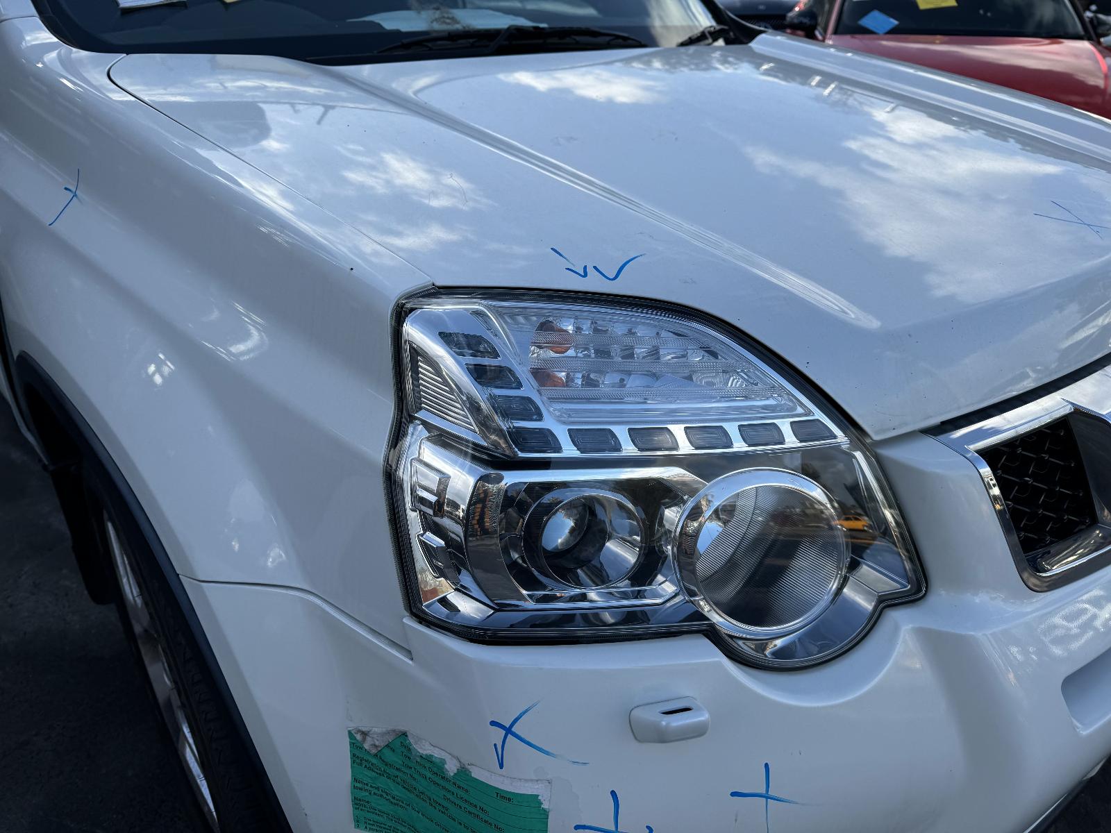 View Auto part Headrest Nissan Xtrail 2012