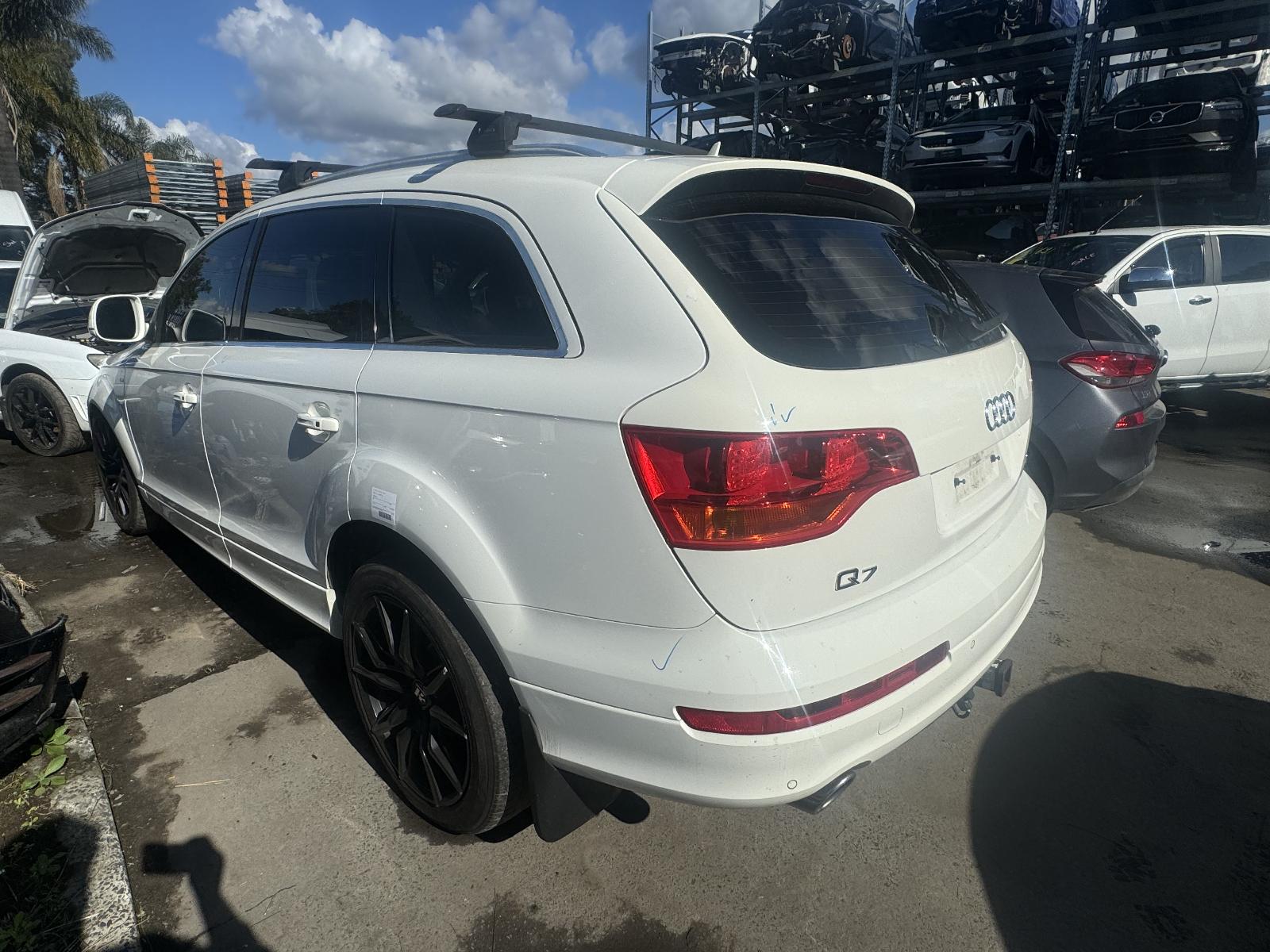 View Auto part A/C Condenser Audi Q7 2008