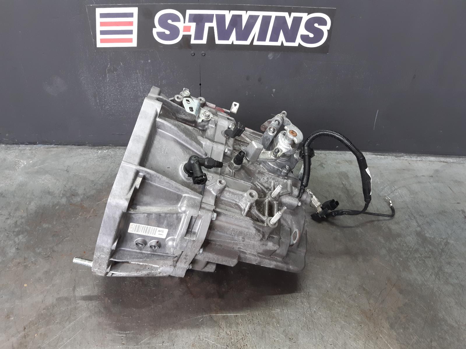 View Auto part Trans/Gearbox Suzuki Swift 2015