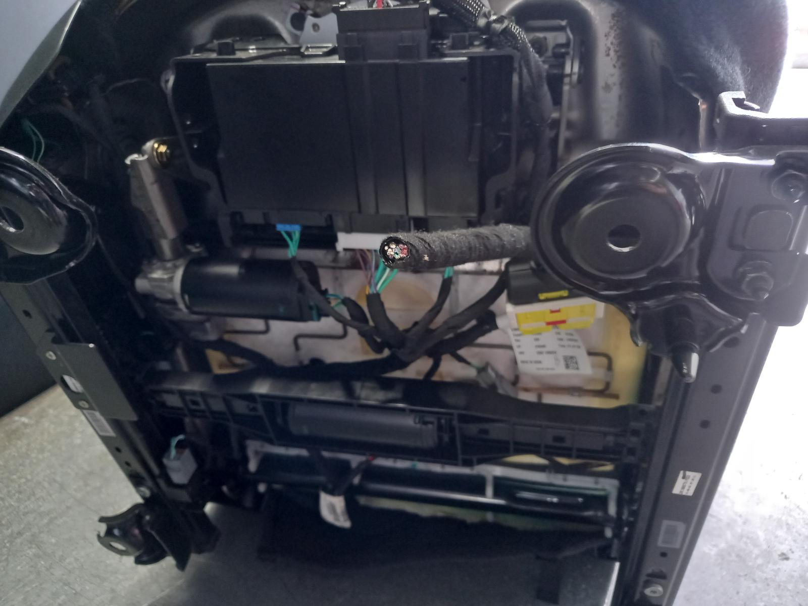 View Auto part Front Seat Jeep Compass 2021