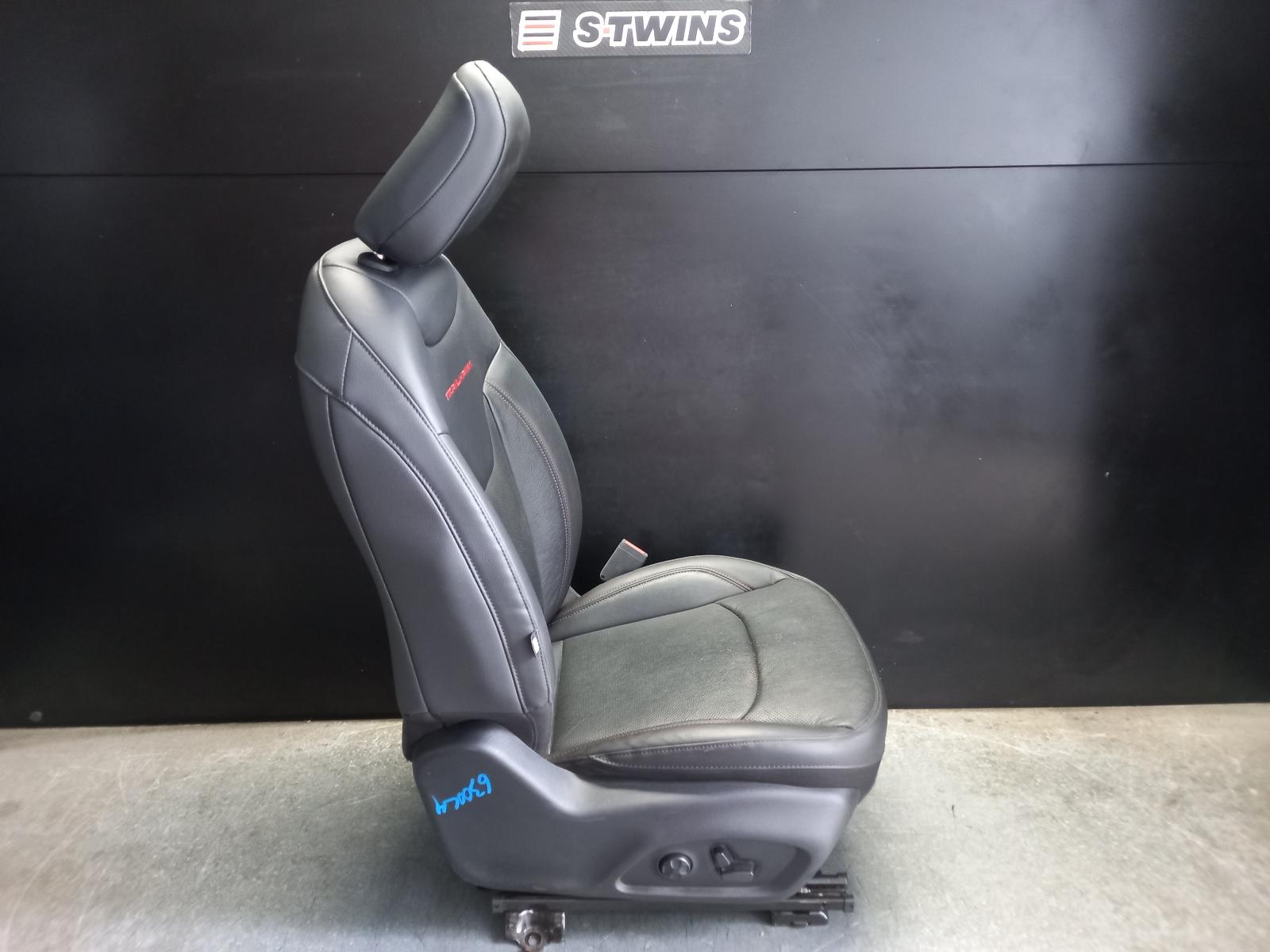 View Auto part Front Seat Jeep Compass 2021