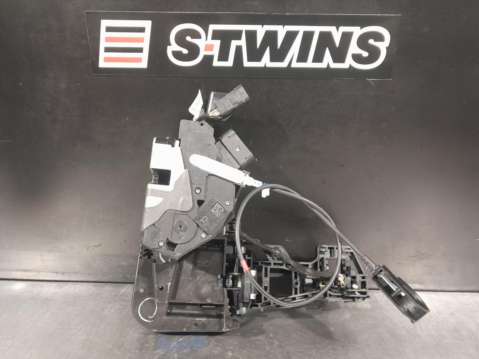 View Auto part Door/Boot/Gate Lock Ford Ranger 2021