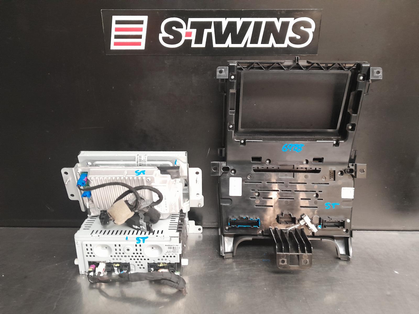 View Auto part Radio/Cd/Dvd/Sat/Tv Ford Ranger 2021