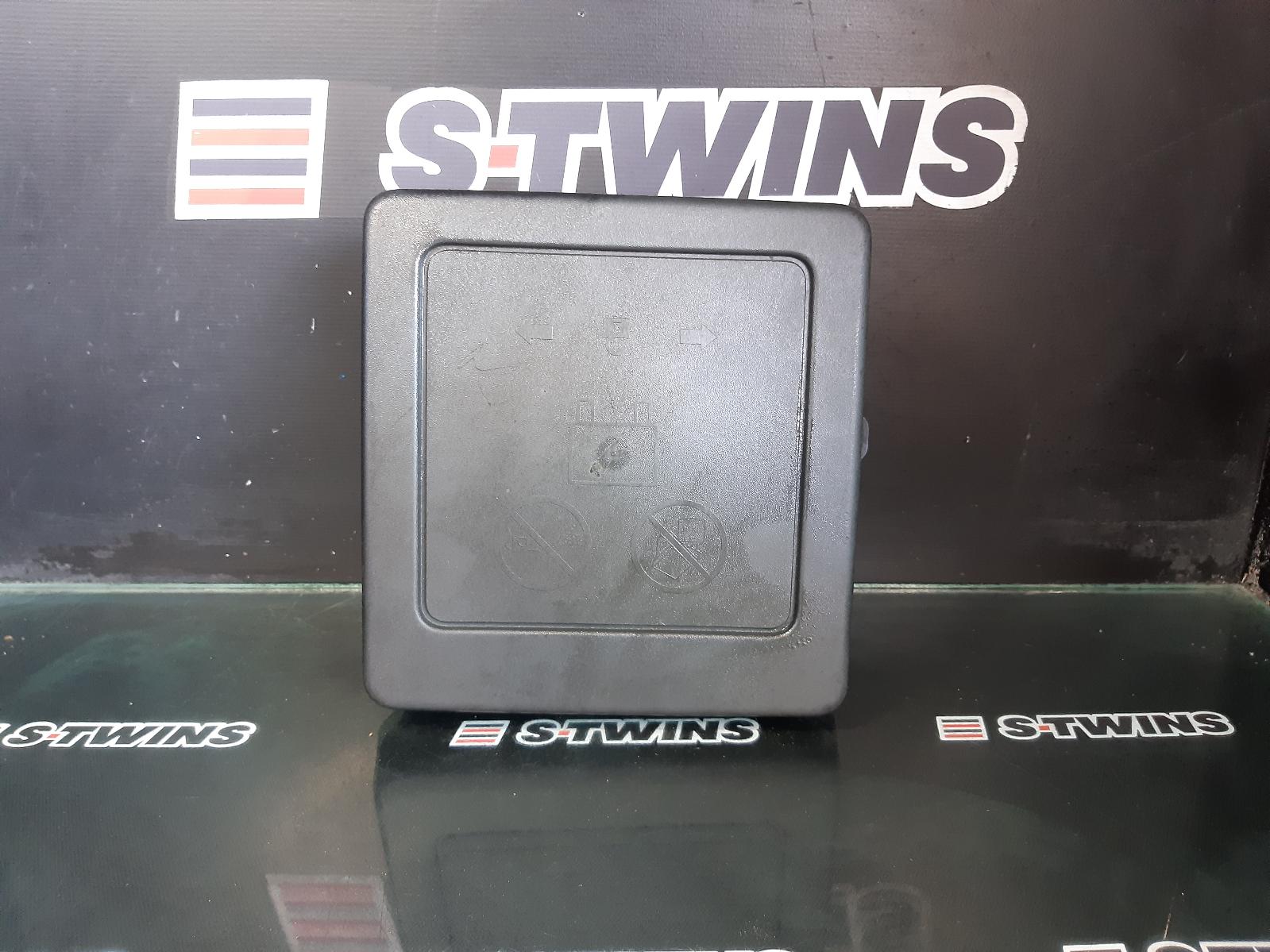 View Auto part Fuse Box Holden Statesman/caprice 2015