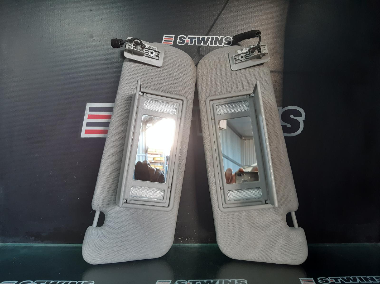View Auto part Sunvisor Holden Statesman/caprice 2015