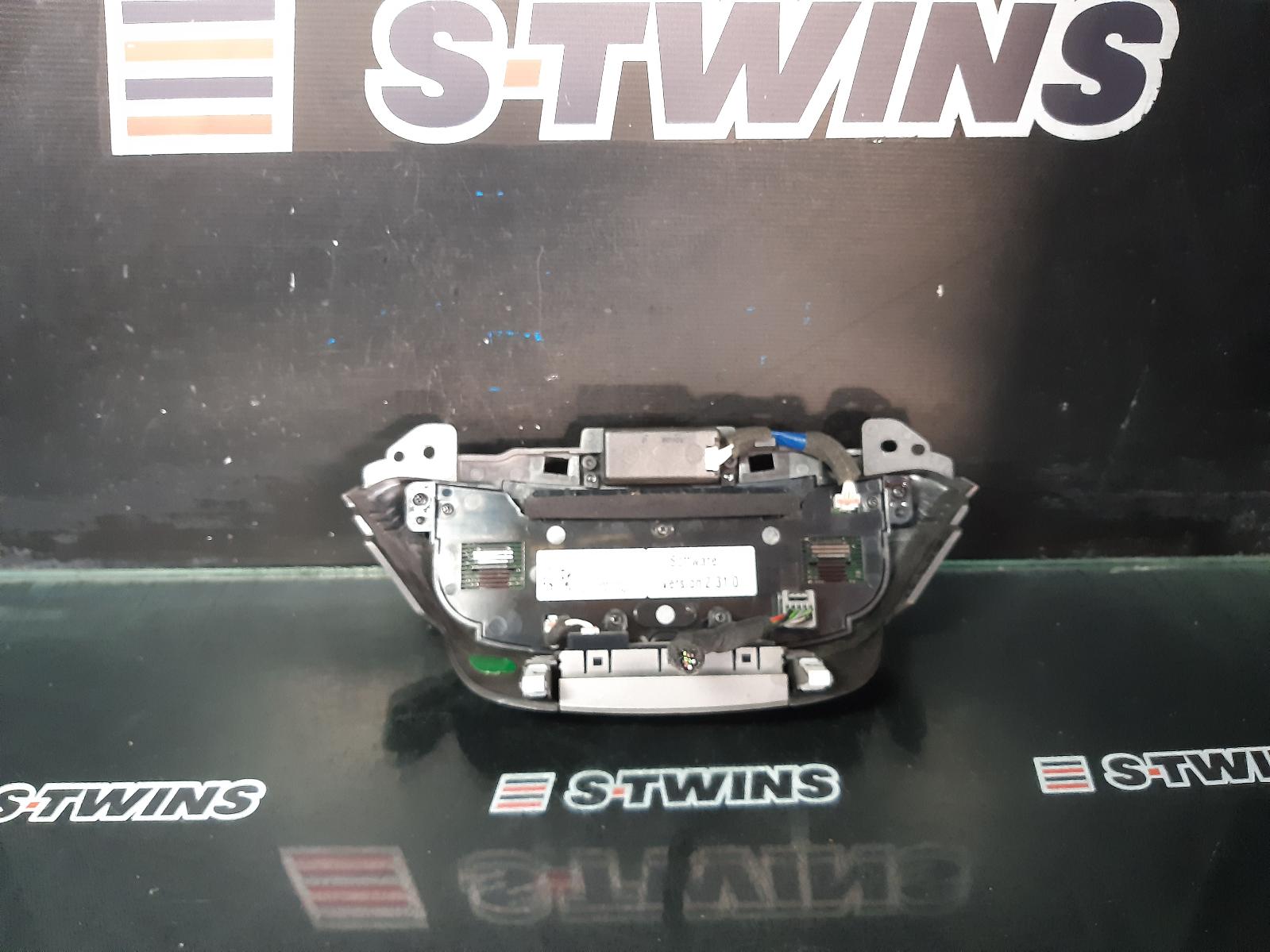 View Auto part Radio/Cd/Dvd/Sat/Tv Holden Statesman/caprice 2015