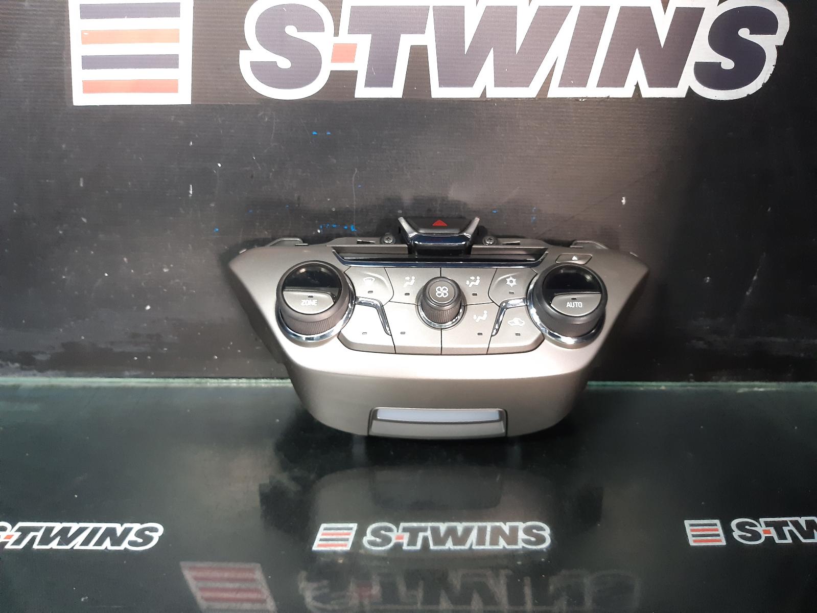 View Auto part Radio/Cd/Dvd/Sat/Tv Holden Statesman/caprice 2015
