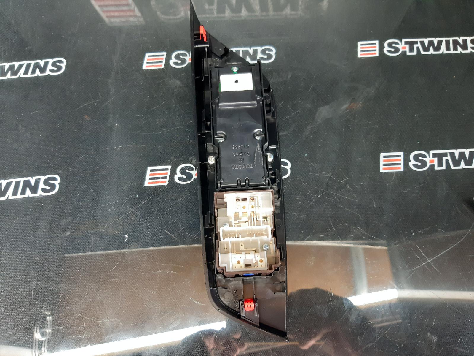 View Auto part Pwr Dr Wind Switch Lexus Es Series (13-) 2019