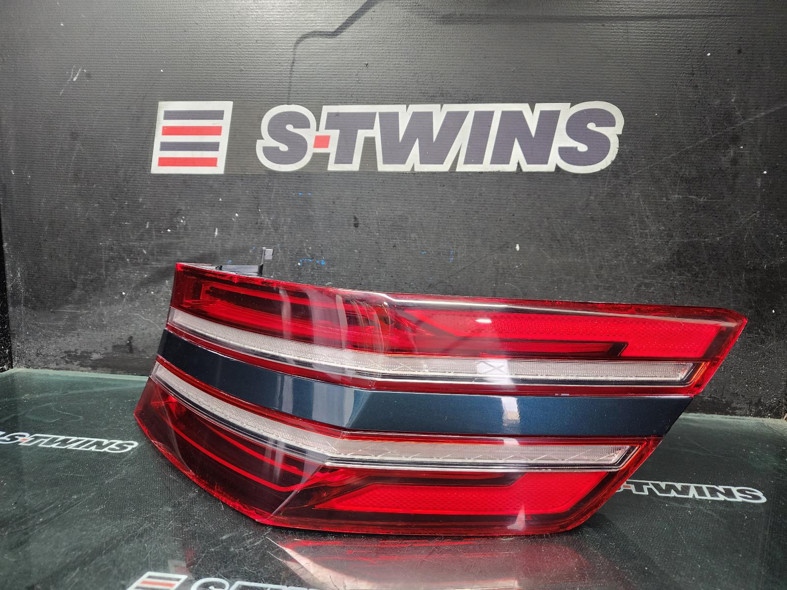 View Auto part Right Taillight Genesis G80 2022