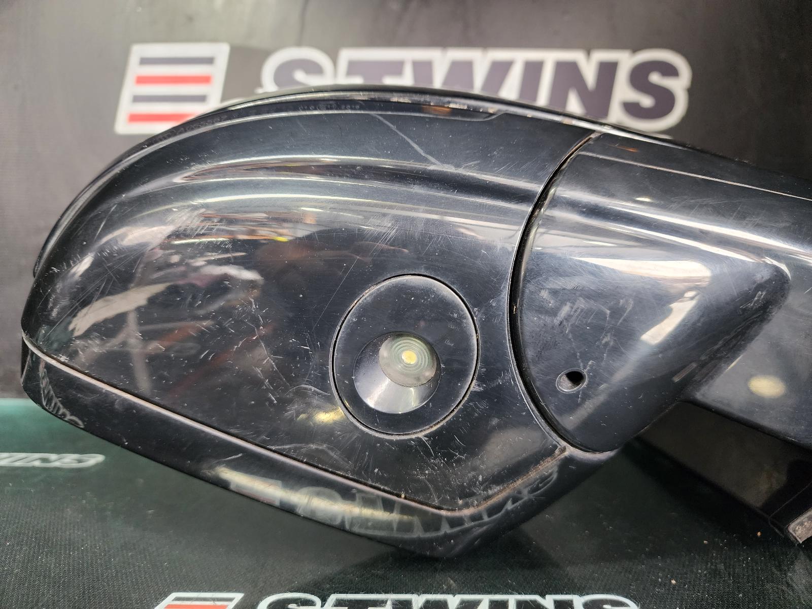 View Auto part Right Door Mirror Land Rover Discovery Sport 2017