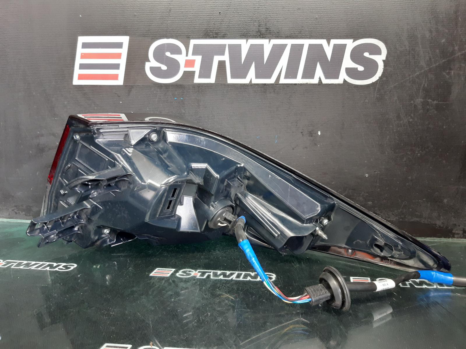 View Auto part Left Taillight Lexus Rx Series 2020