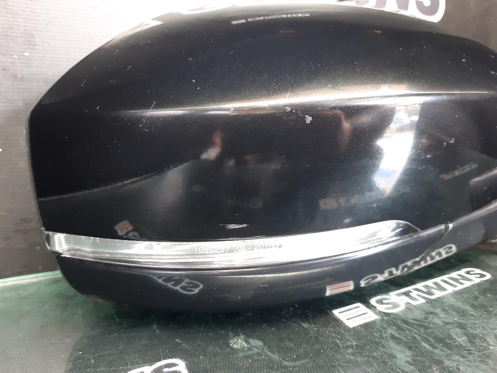 View Auto part Right Door Mirror Land Rover Rangerover Sport 2021