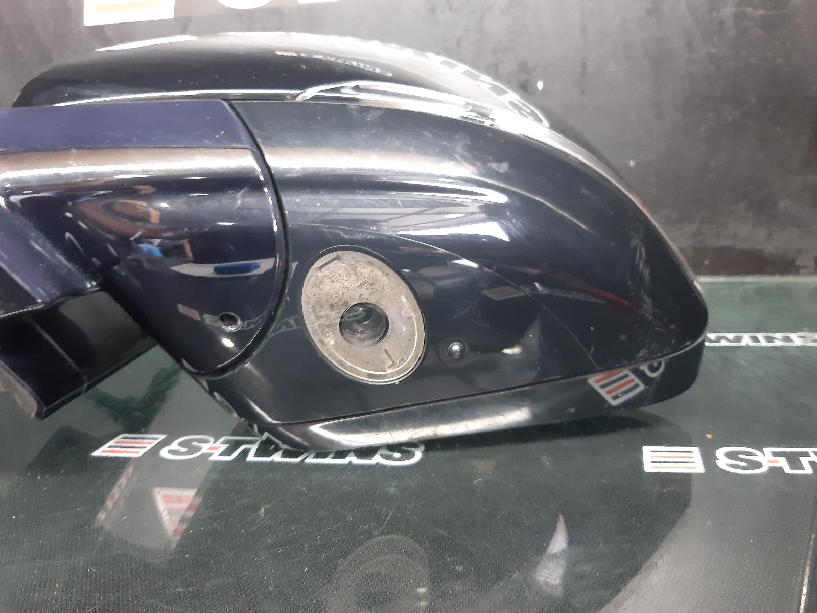 2019 Land Rover Discovery Left Door Mirror View Auto part Left Door Mirror Land Rover Discovery 2019