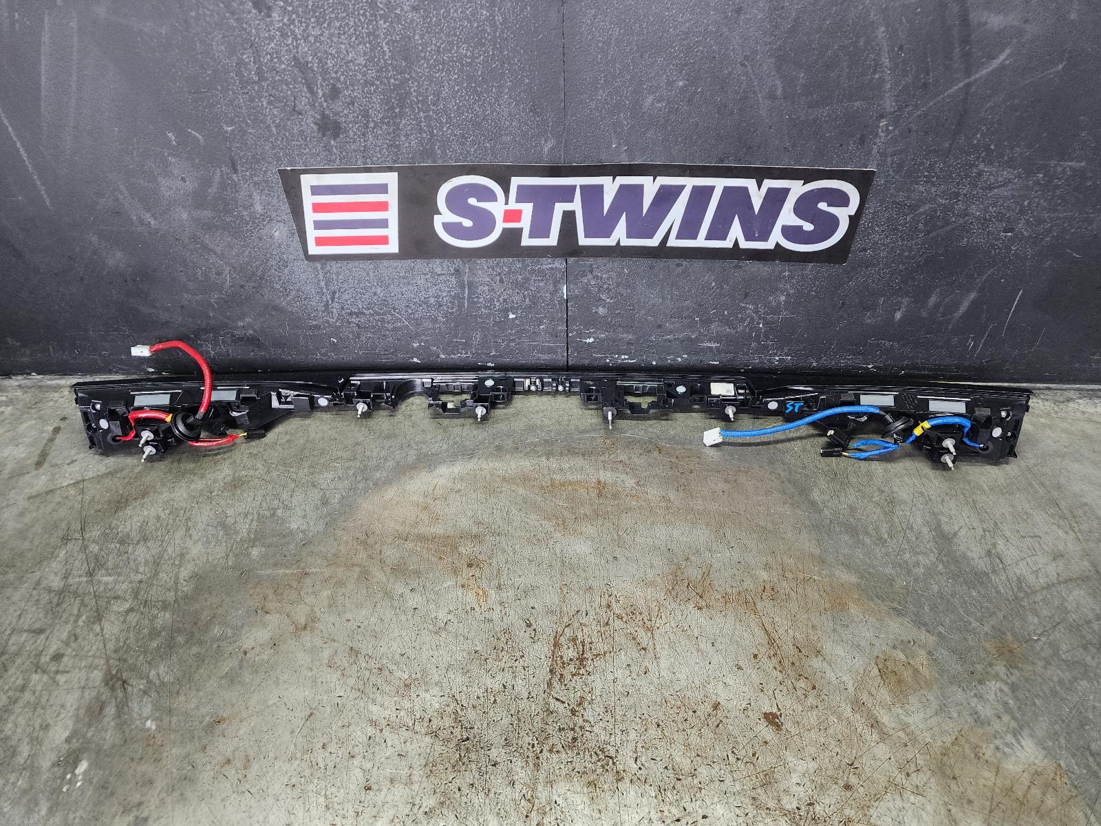 View Auto part Rear Garnish Lexus Is Series 2022