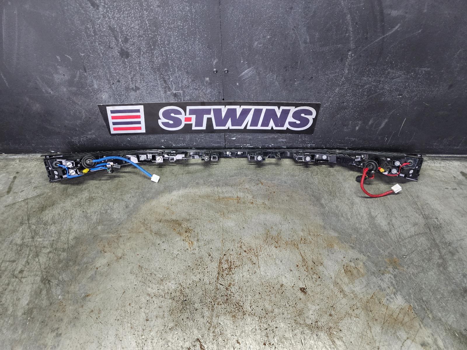 View Auto part Rear Garnish Lexus Is Series 2022
