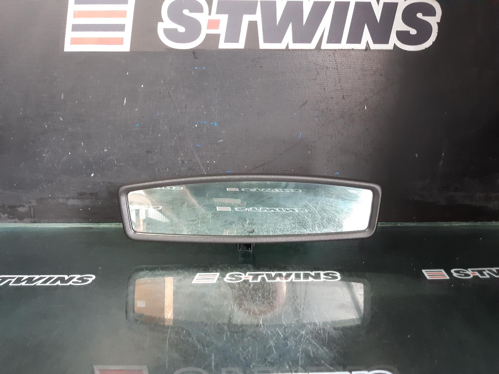 View Auto part Interior Mirror Holden Statesman/caprice 2015