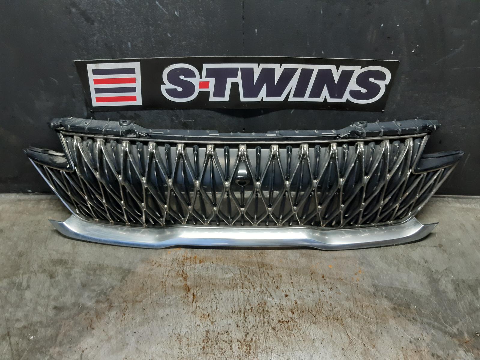 View Auto part Grille Kia Carnival/grand Carnival 2022