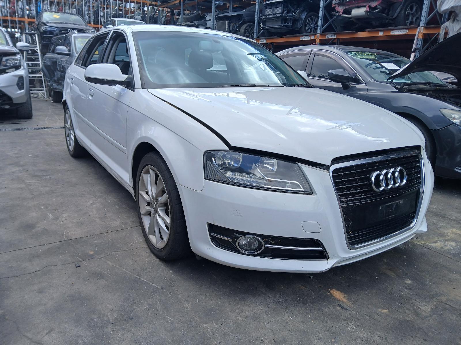 View Auto part Trans/Gearbox Audi A3 2011