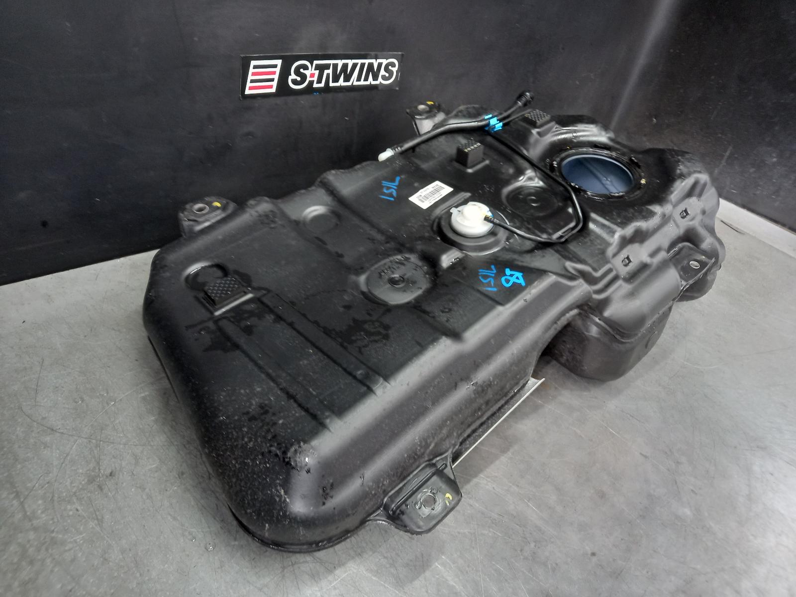 View Auto part Fuel Tank Hyundai Tucson 2022