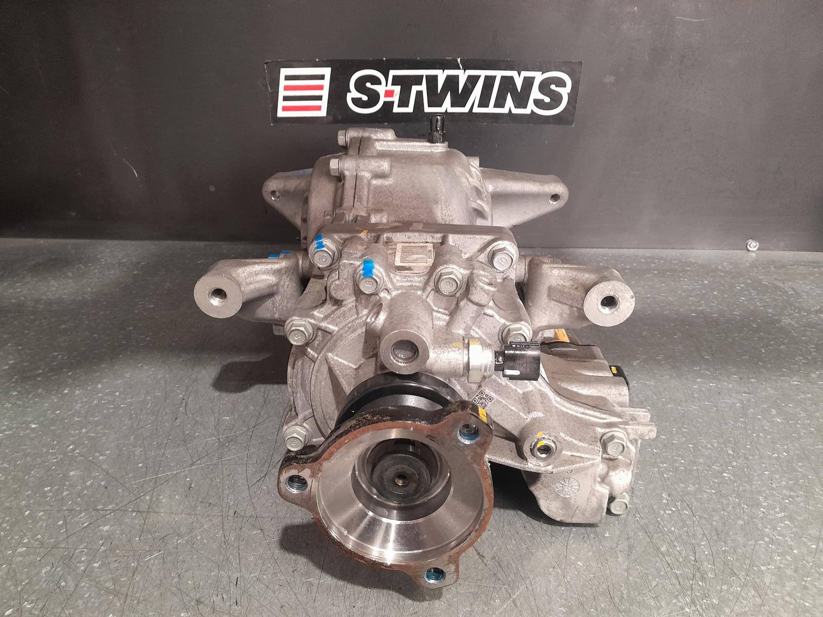 View Auto part Differential Centre Hyundai Tucson 2022