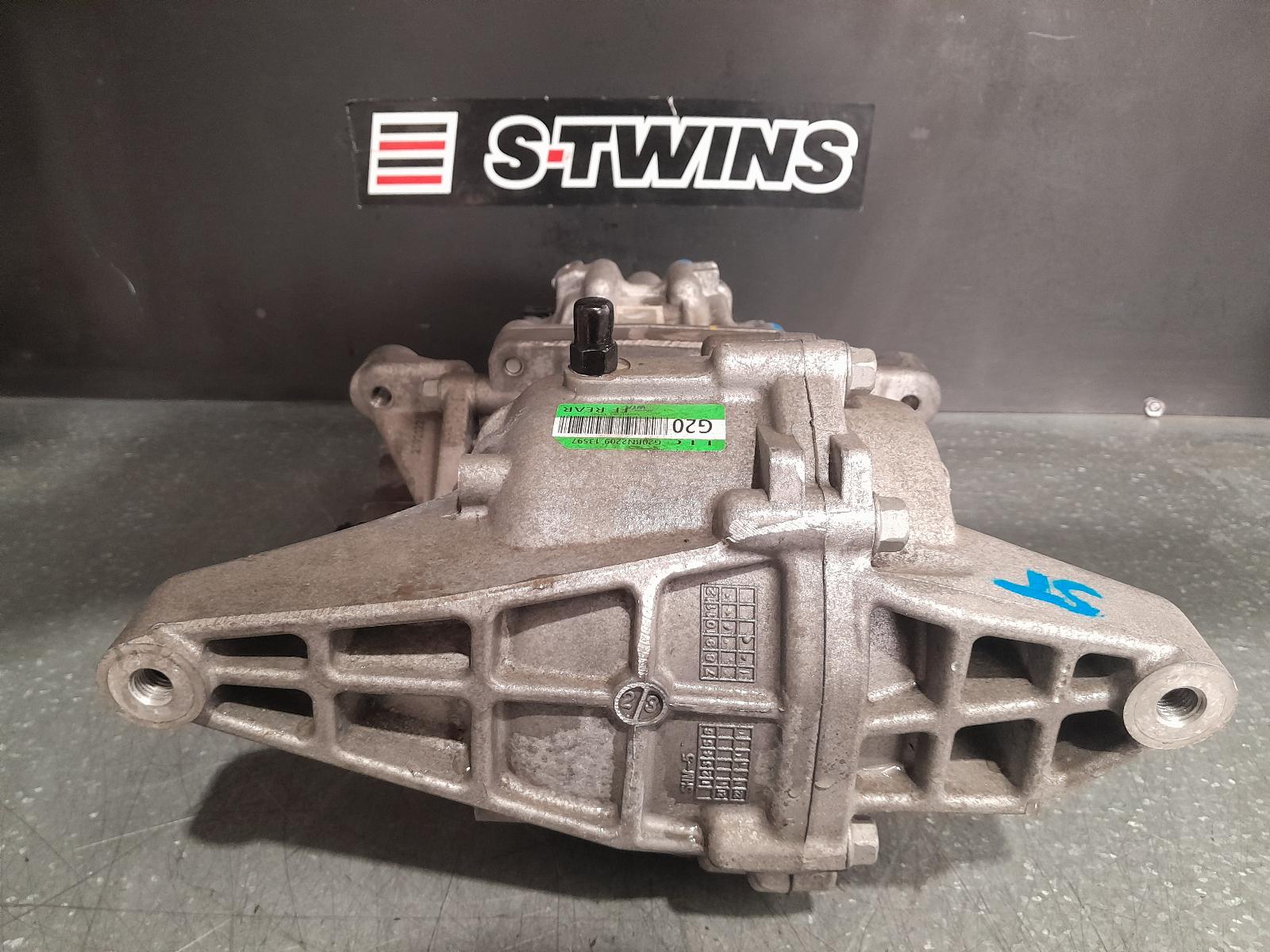 View Auto part Differential Centre Hyundai Tucson 2022