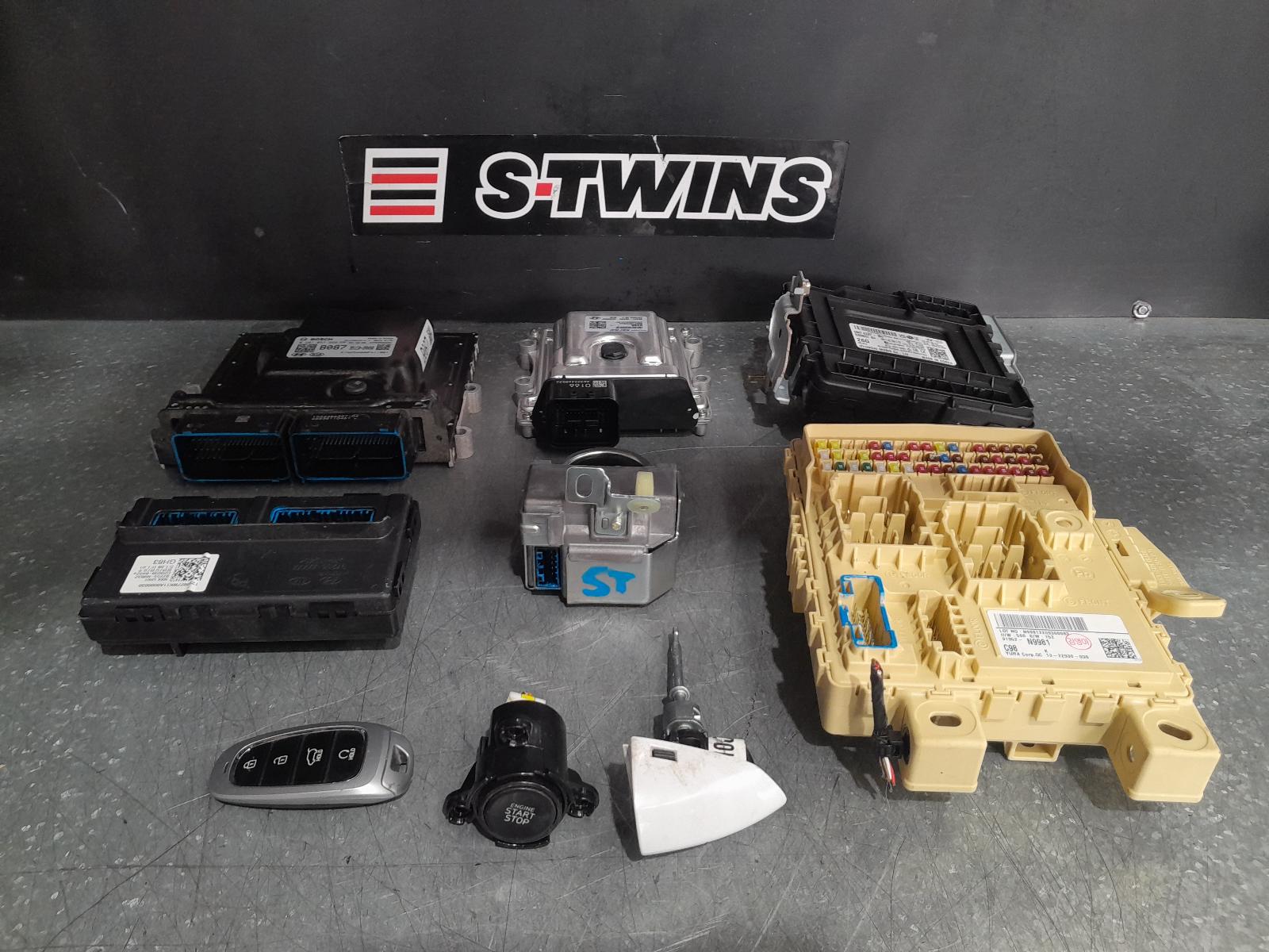 View Auto part Ecu Hyundai Tucson 2022