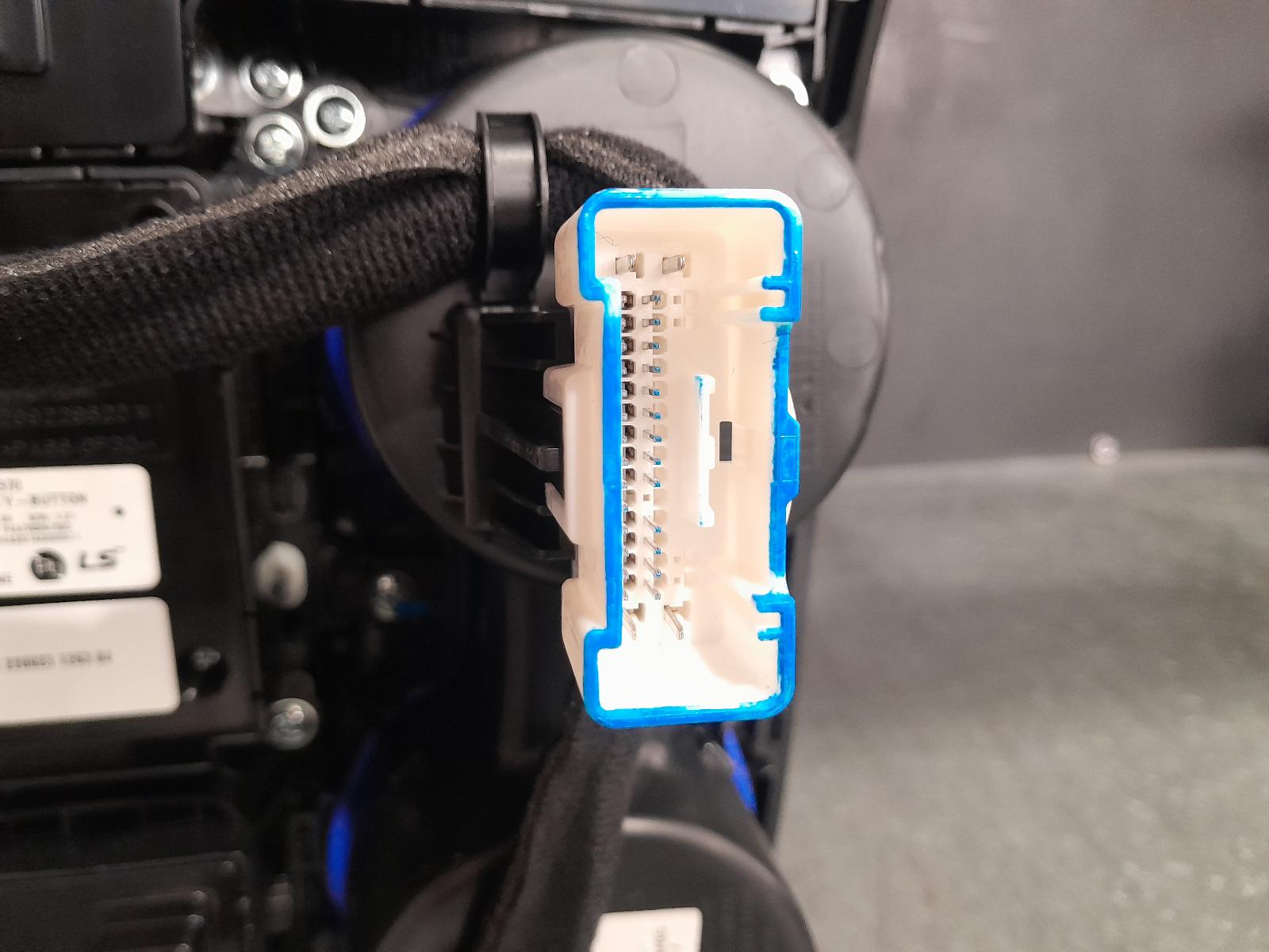 View Auto part Combination Switch Hyundai Tucson 2022