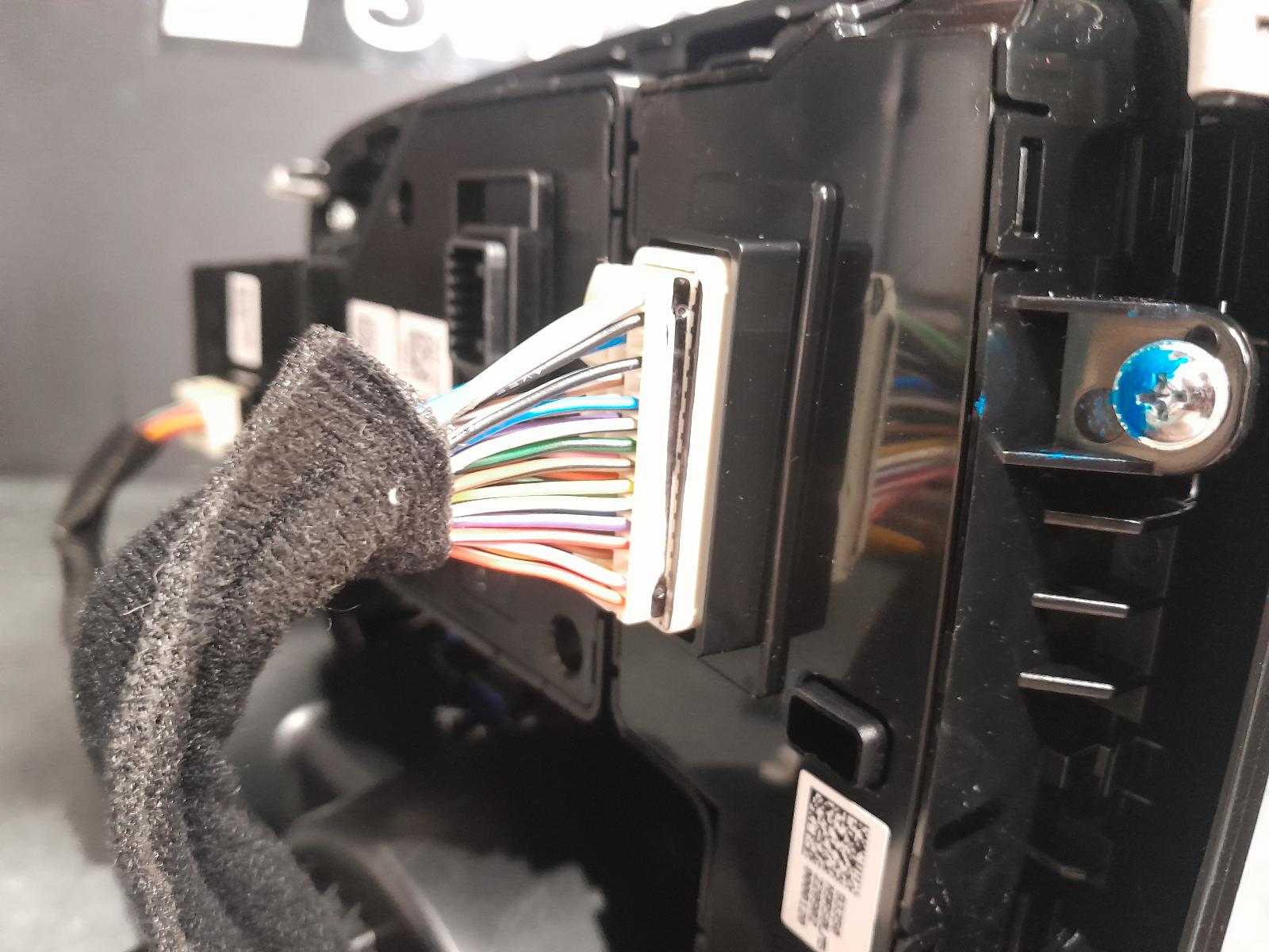 View Auto part Combination Switch Hyundai Tucson 2022