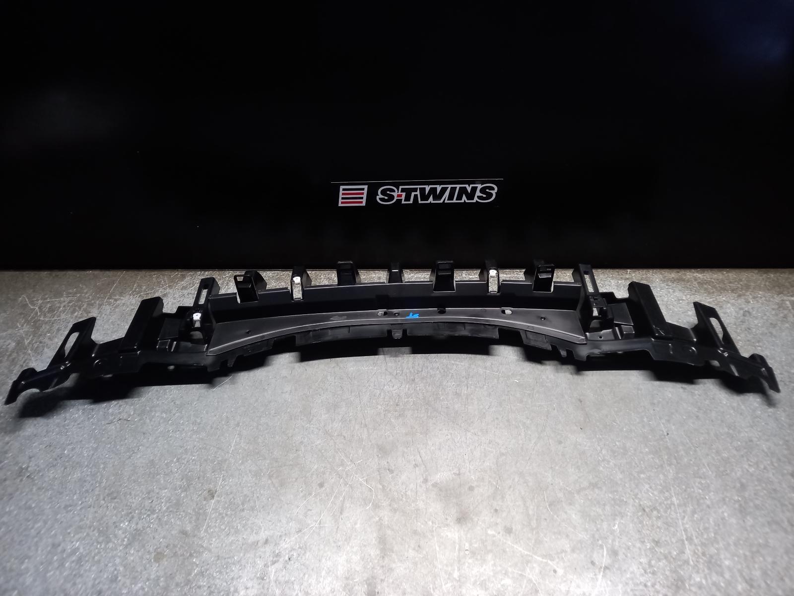 View Auto part F/Bar Reinforc/Brack Land Rover Rangerover Sport 2021