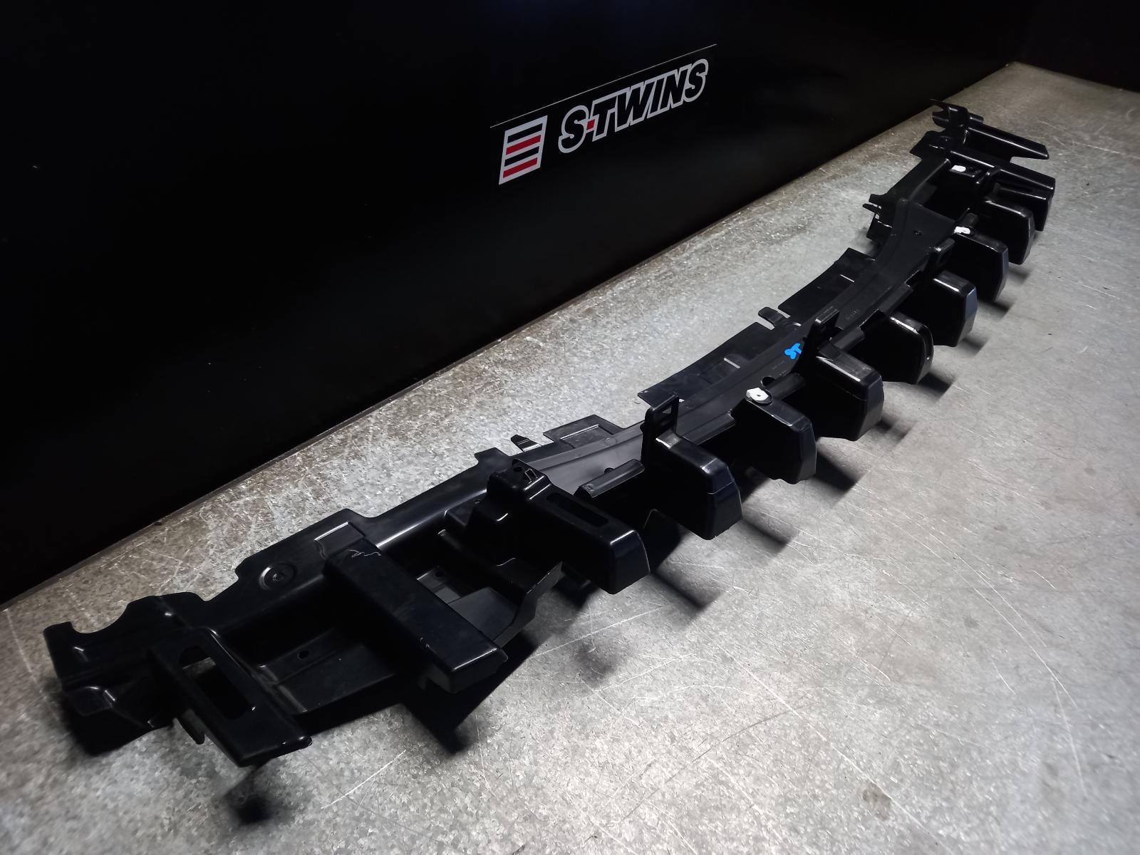 View Auto part F/Bar Reinforc/Brack Land Rover Rangerover Sport 2021