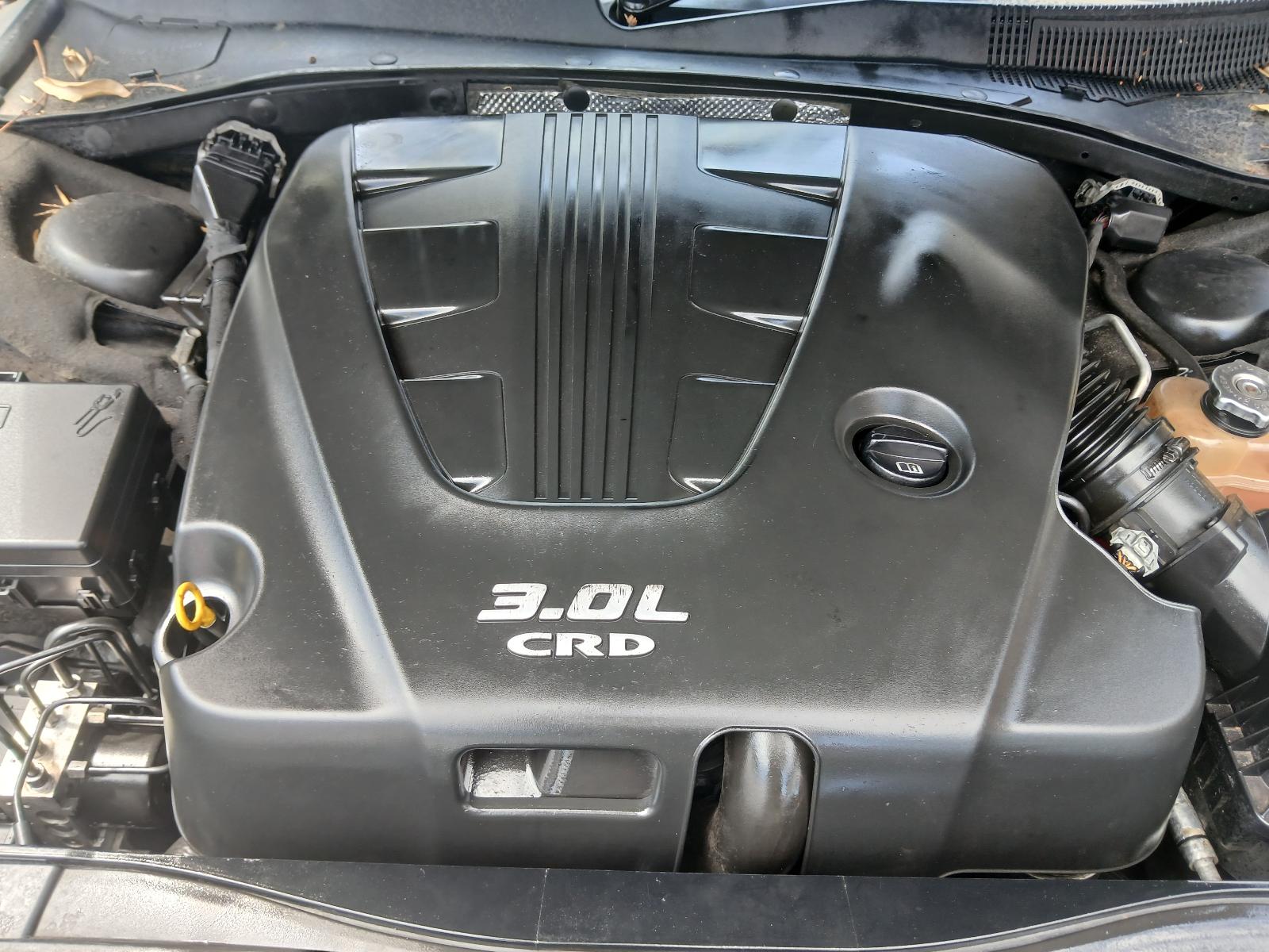 View Auto part Engine Chrysler 300c 2013