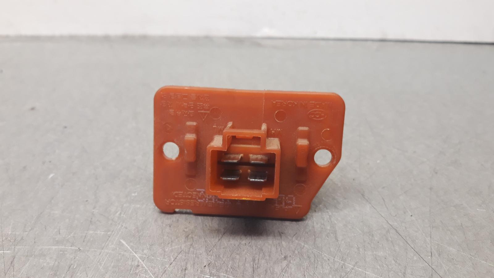 View Auto part Heater Fan Motor Hyundai I30 2013