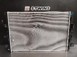 View Auto part Radiator Nissan Navara 2022