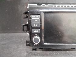 View Auto part Radio/Cd/Dvd/Sat/Tv Nissan Navara 2022