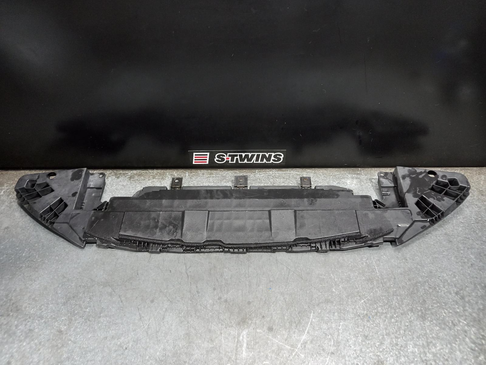 View Auto part Front Bumper Lexus Es Series (13-) 2021