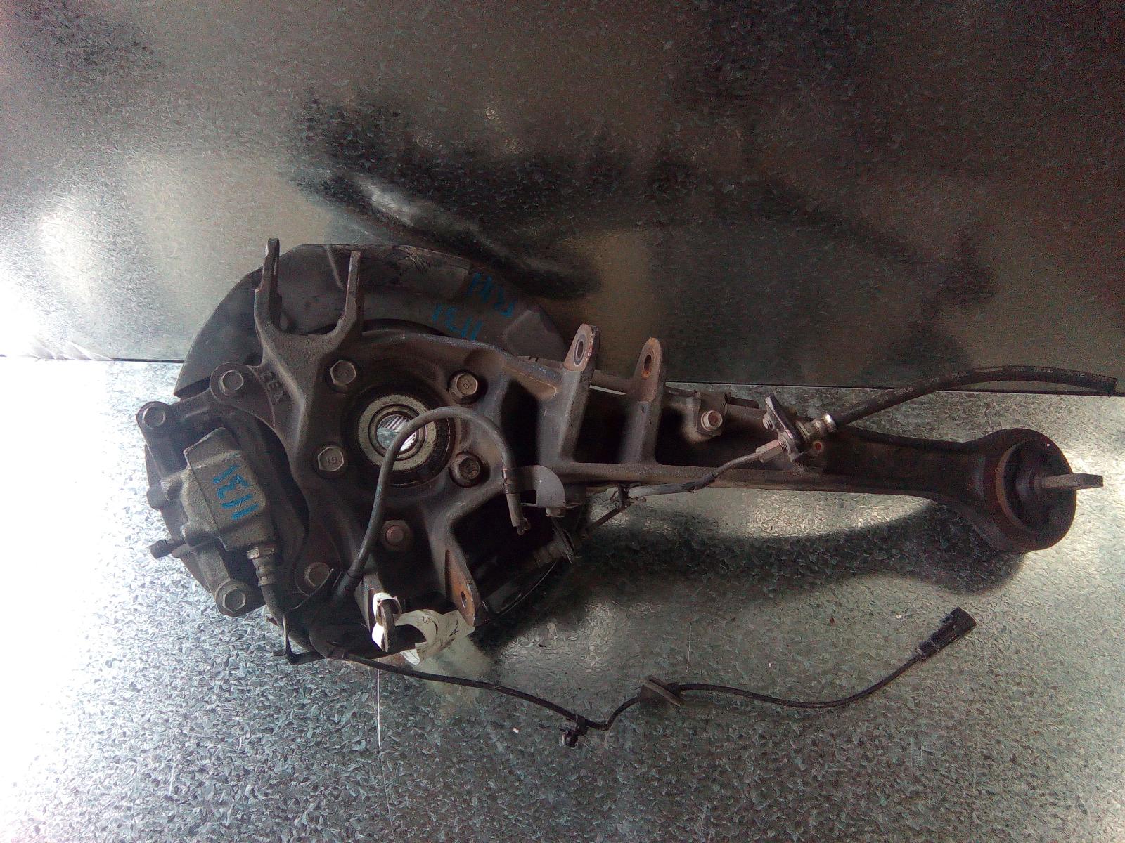 2012 Peugeot 4007 Right Rear Hub Assembly View Auto part Right Rear Hub Assembly Peugeot 4007 2012