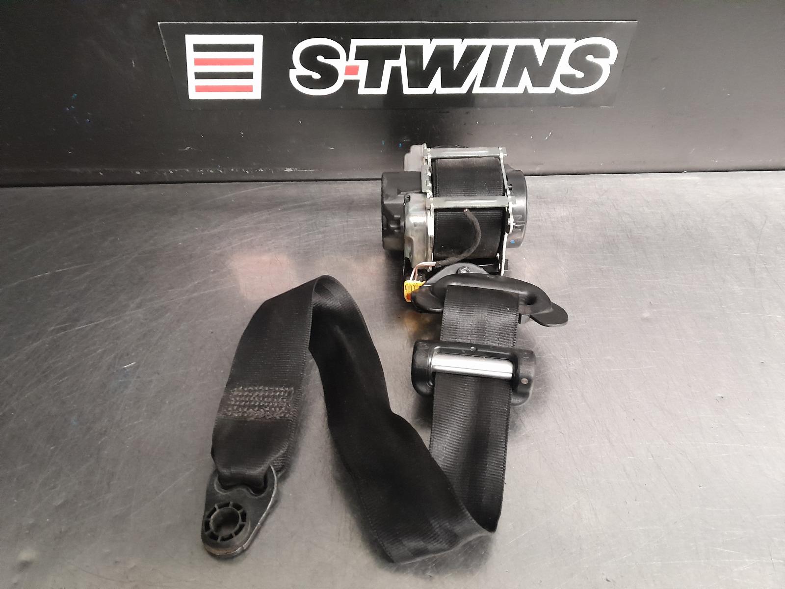 View Auto part Seatbelt/Stalk Land Rover Rangerover Velar 2019